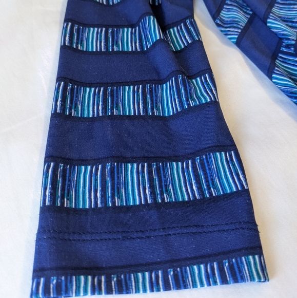 BCBGMaxAzria Blue Long Sleeve Dress - Picture 5 of 8